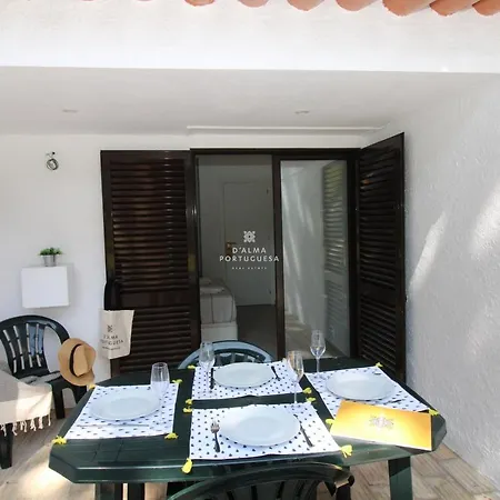 Açoteias Dalma Pine Tree Albufeira